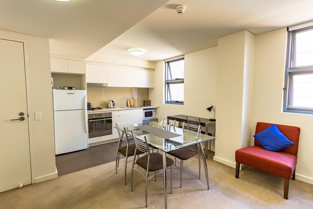 Hotel 111 Newcastle Kültér fotó